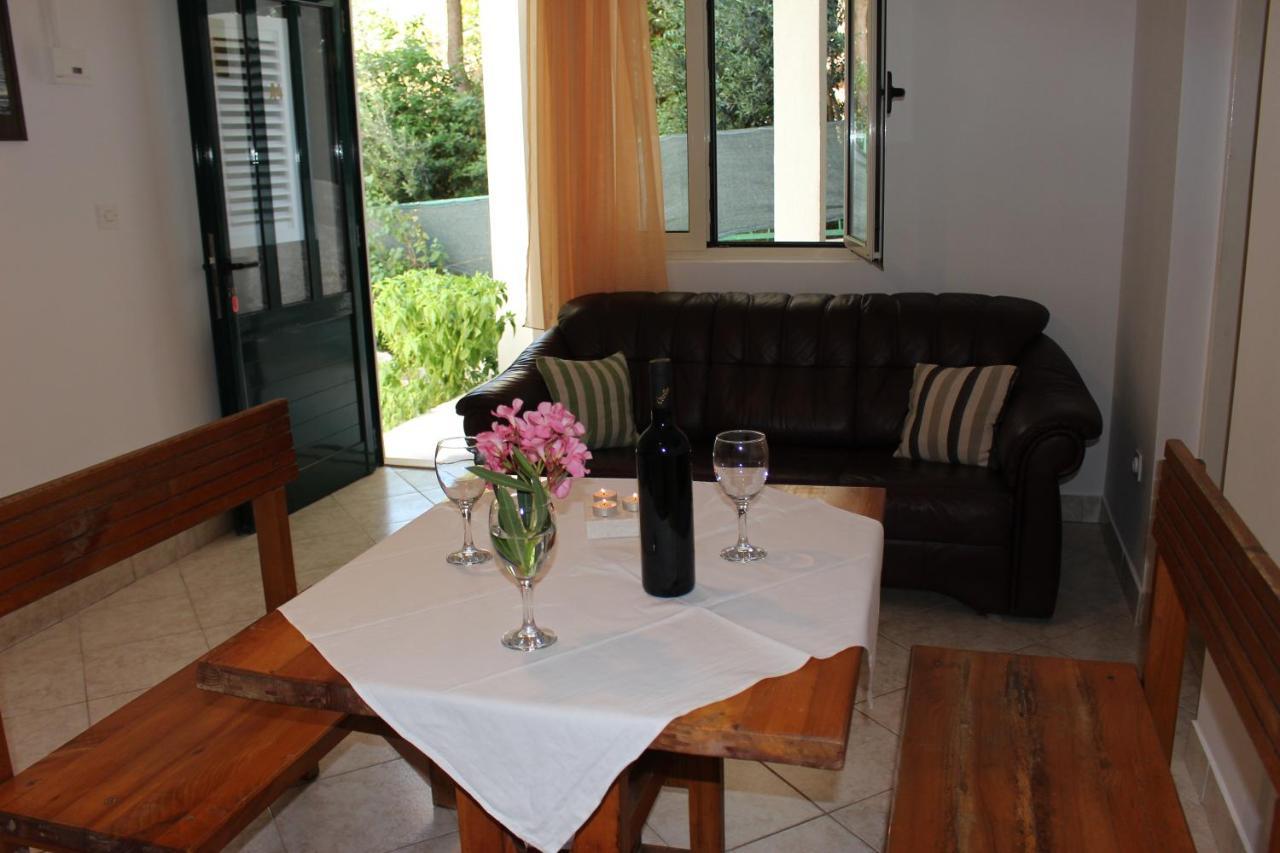 Zorana Apartamento Mimice Exterior foto